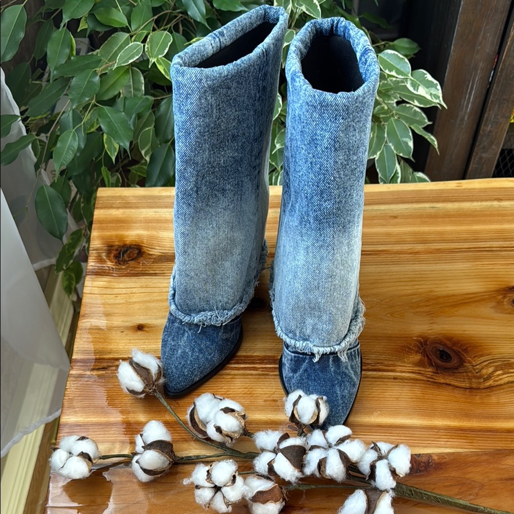 Steve Madden Stylish Blue Denim Boots